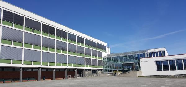 Lenkje til artikkel: Ledige stillingar ved Volda vgs